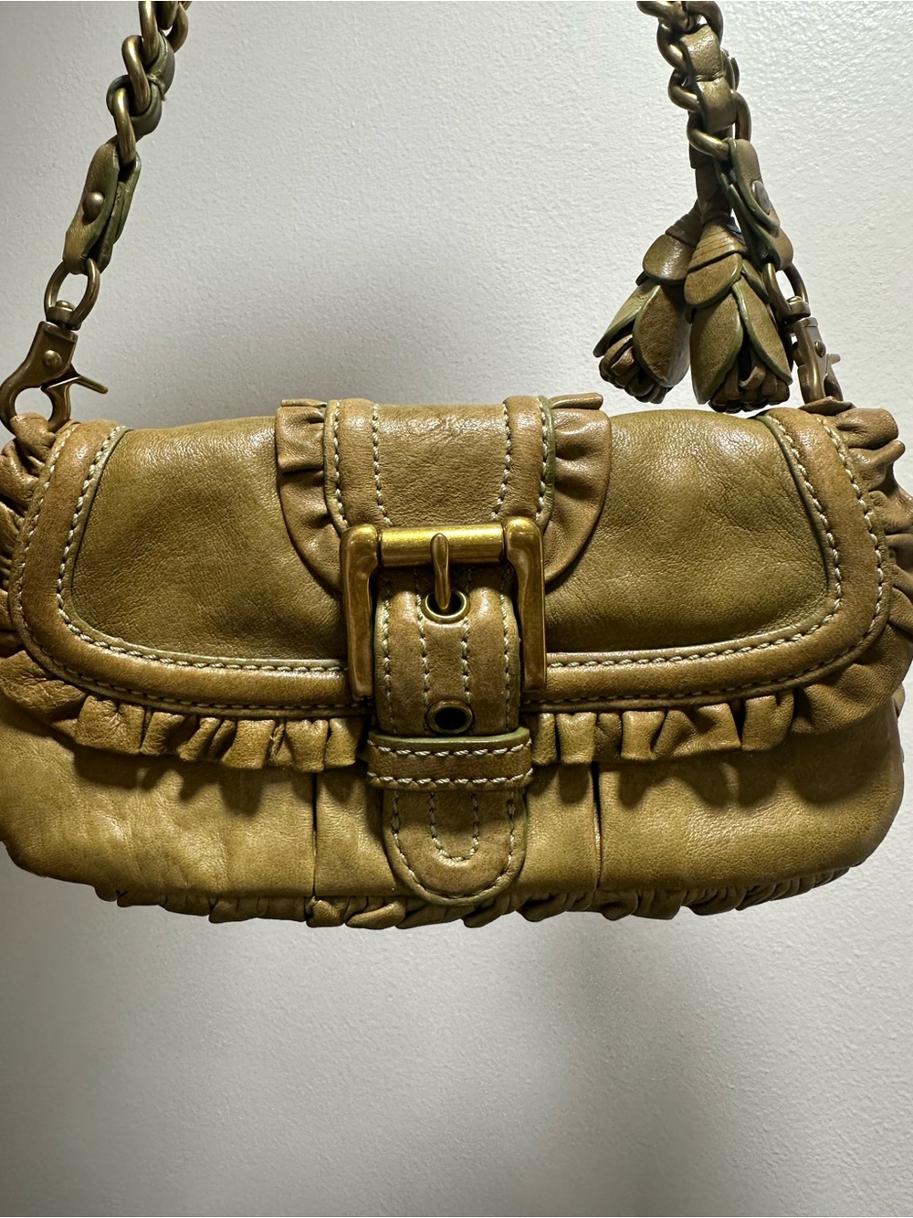 Authentic Vintage Lockheart Truffle Ruffle Leather Shoulder Bag Olive Green Y2K